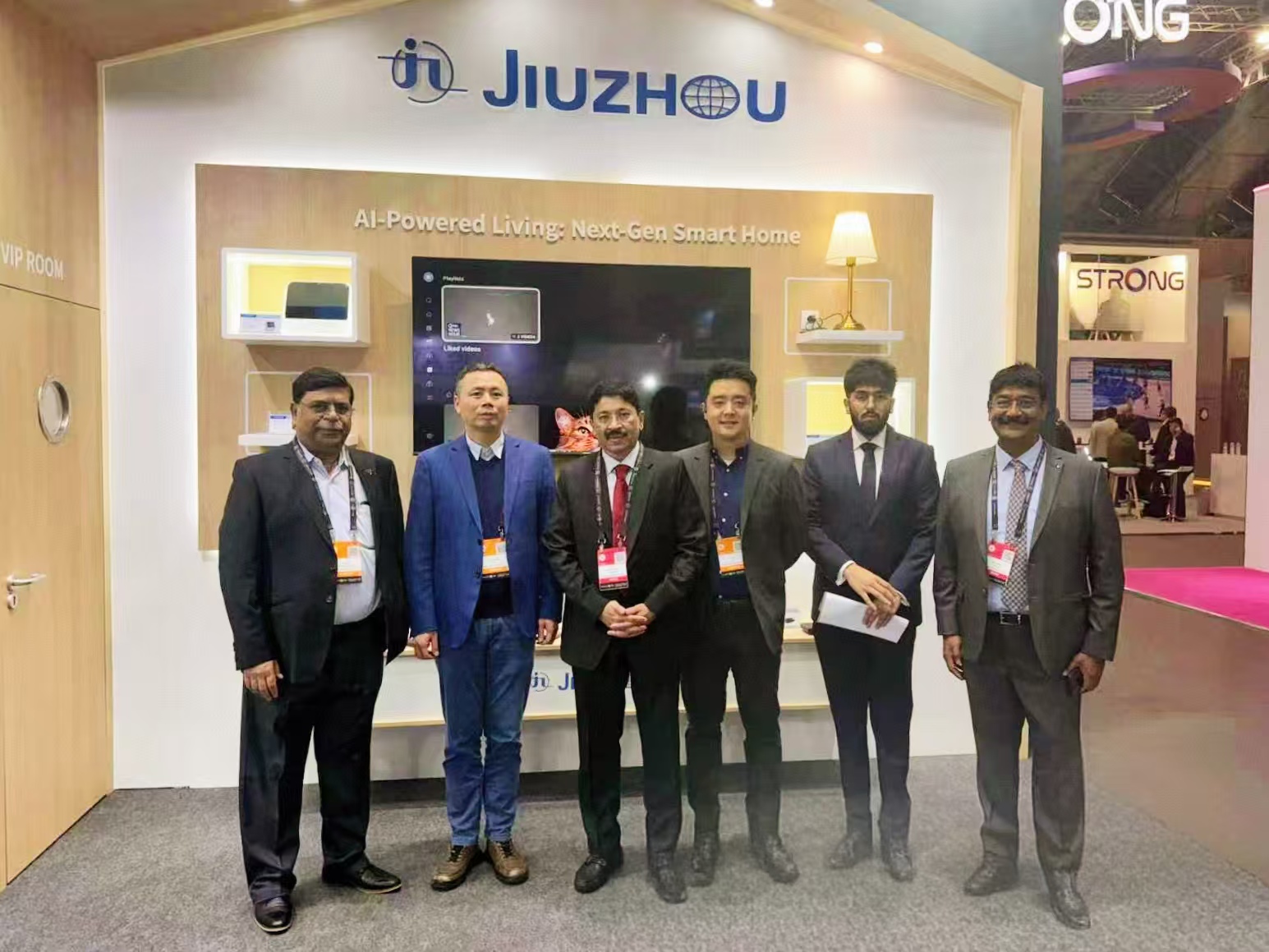 從深圳到阿姆斯特丹：深耕國(guó)際市場(chǎng)！深圳九洲電器攜創(chuàng)新產(chǎn)品閃耀荷蘭IBC